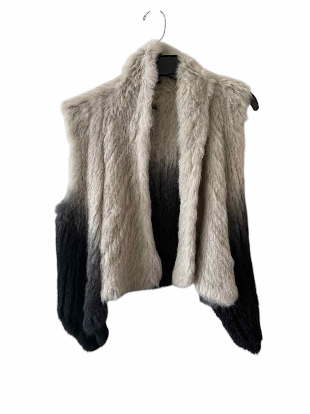Dolce Cabo gray and black Size S Vest