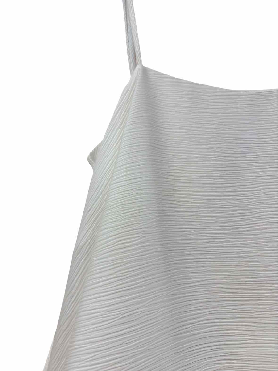 Elliatt White Size S Dress