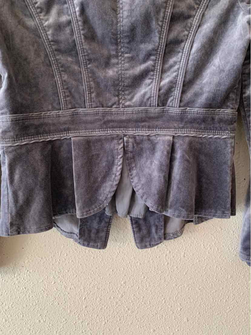 White House Blk Mkt grey Size 0P Jacket