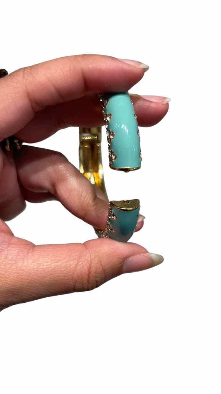 Stella and Dot Aqua Bracelet