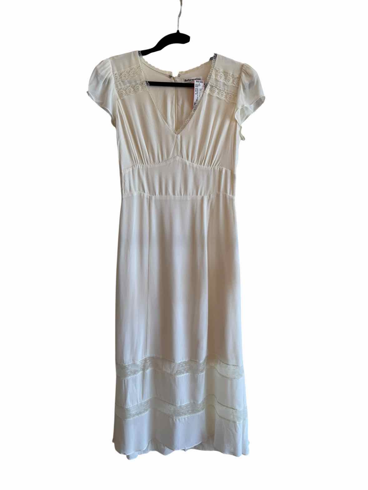 Reformation White Size 8 Dress