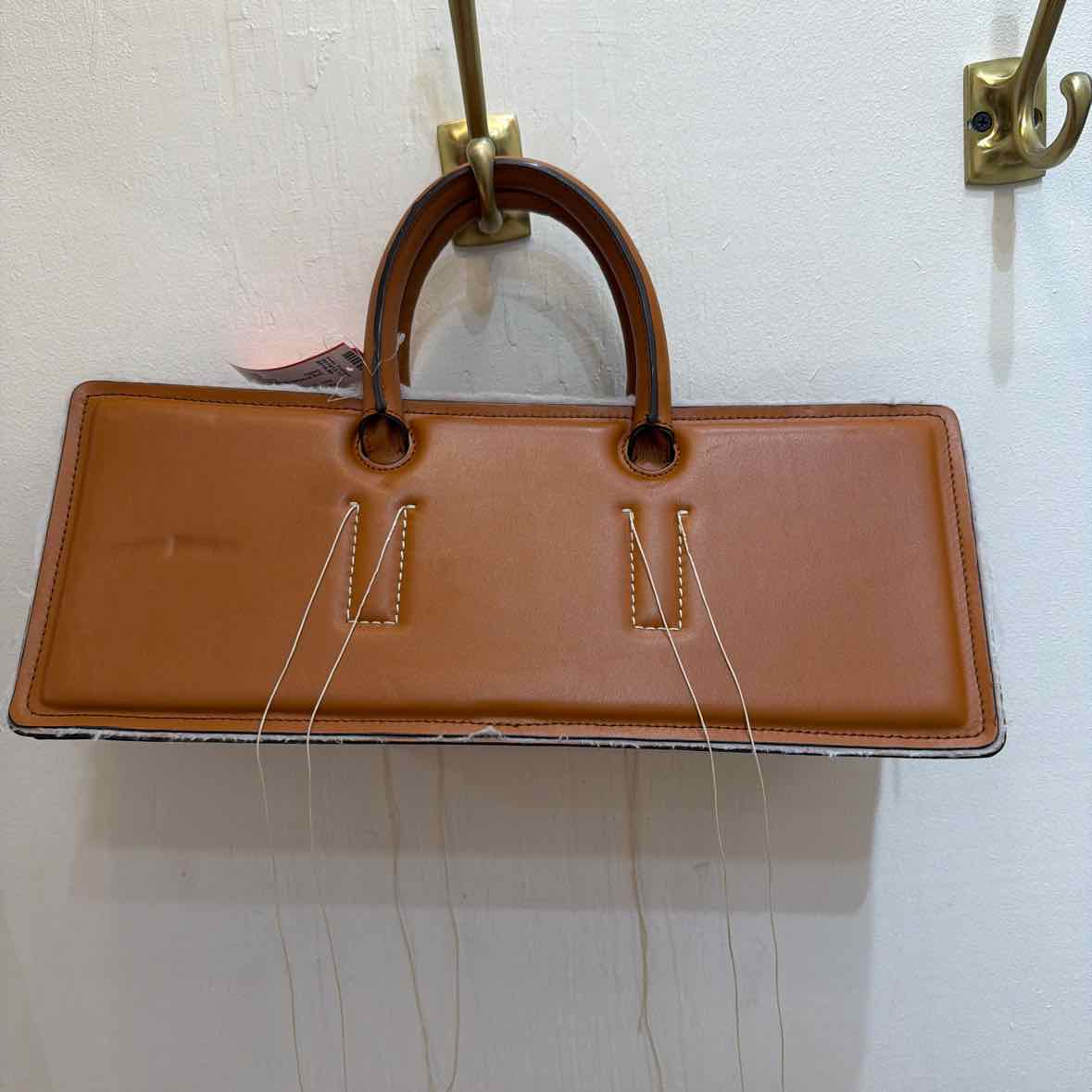 Dentro Buck Tan Handbag