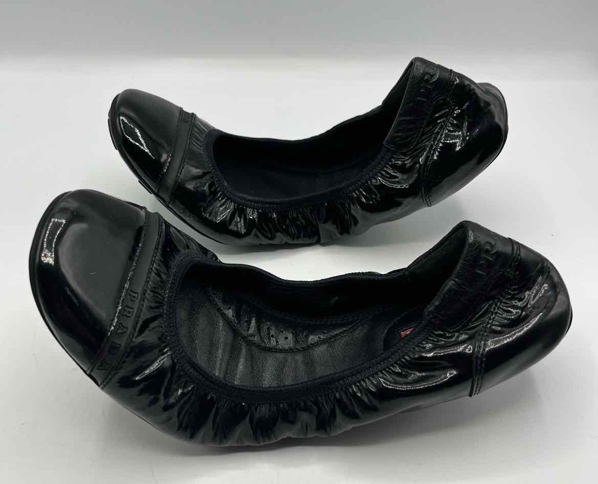 Prada Black Size 40 Shoes