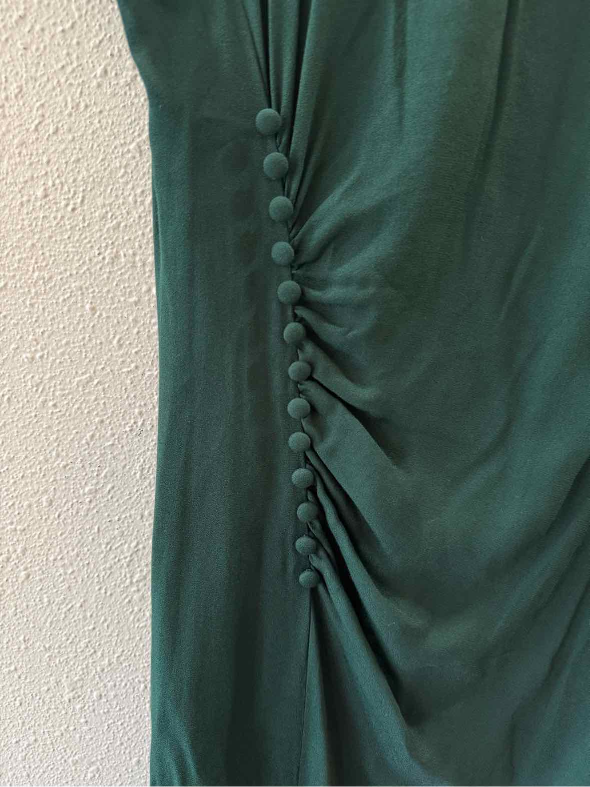 Reformation Green Size 6 Dress