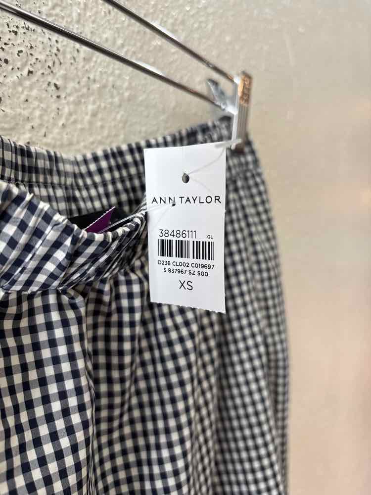 Ann Taylor Black and white Size XS Skirt
