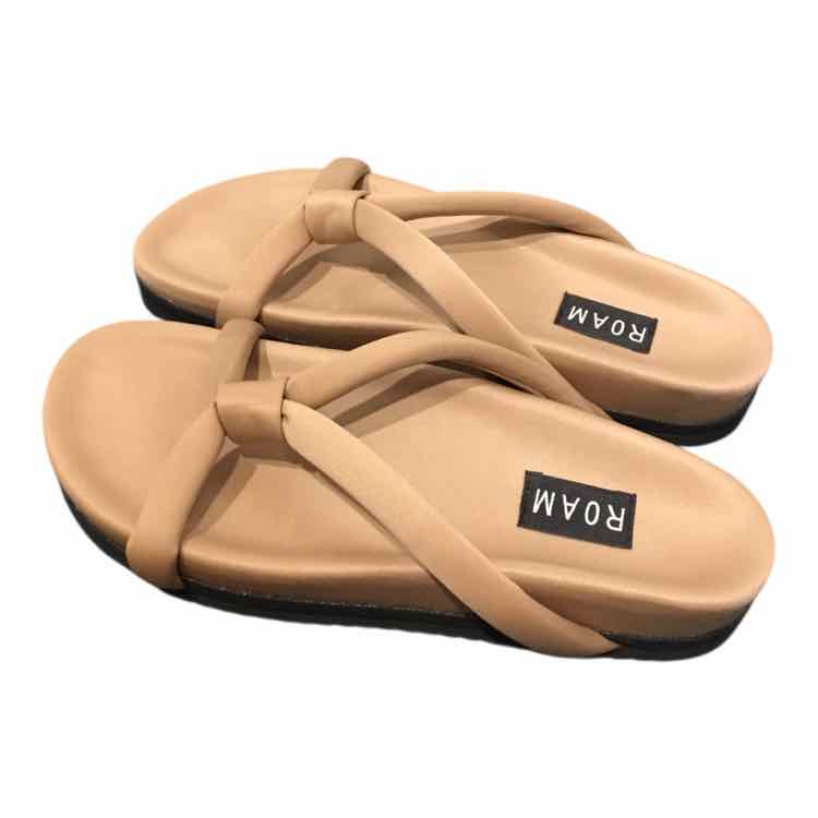 Roam Camel Size 6-6 1/2 Shoes