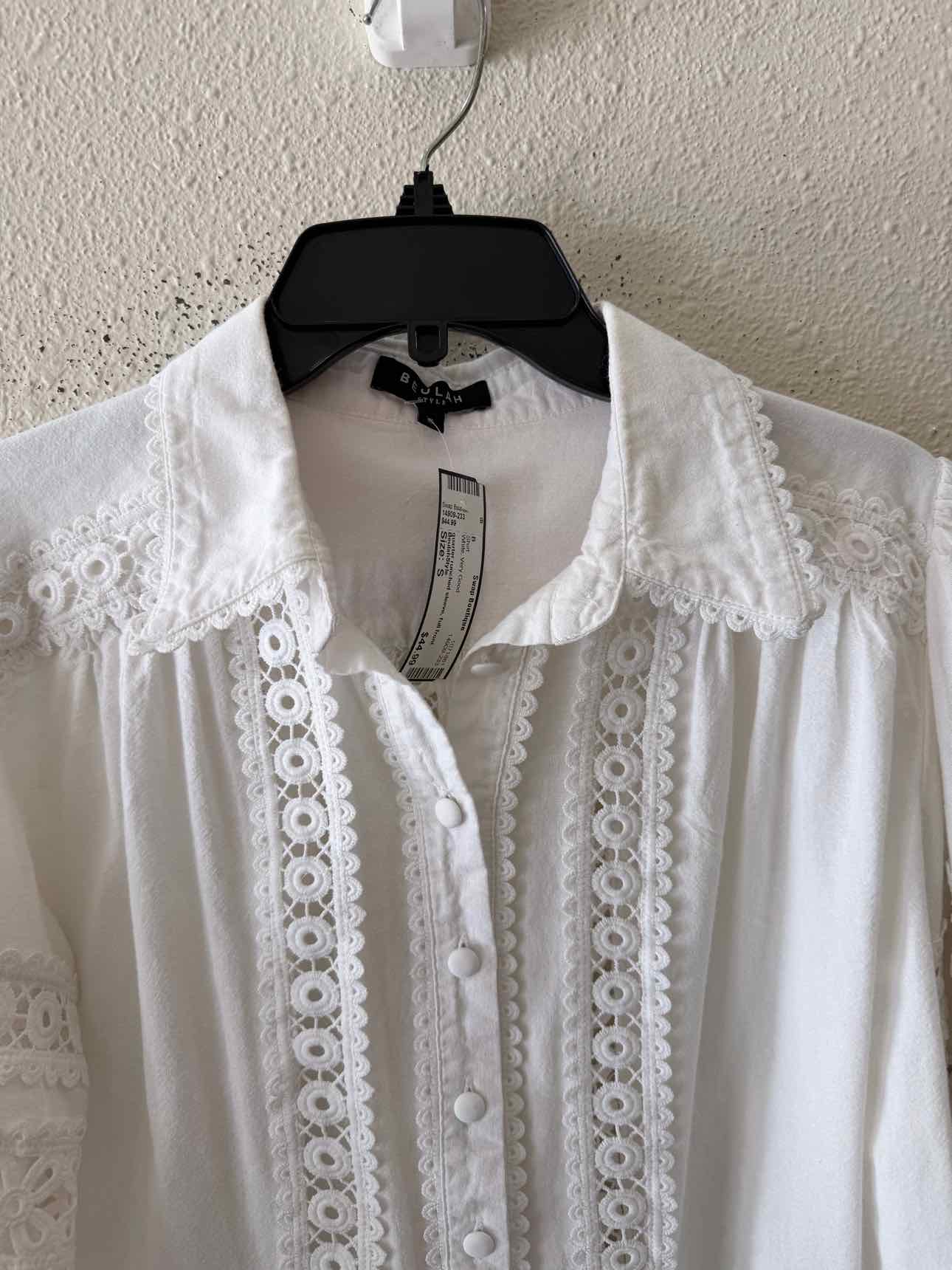 BeulahStyle White Size S Shirt