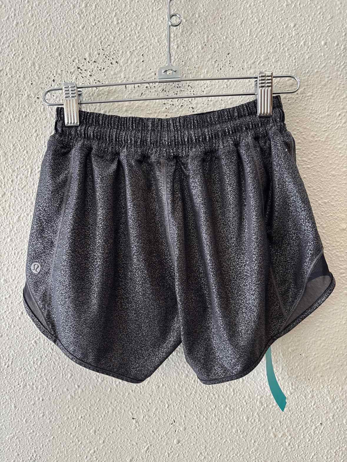 Lululemon Charcoal Size 2 Shorts