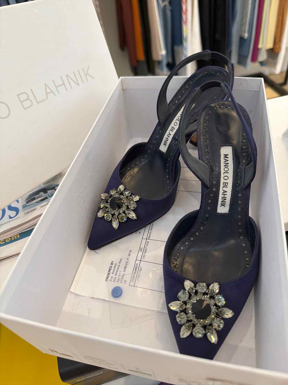 Manolo Blahnik Navy Size 36 Shoes