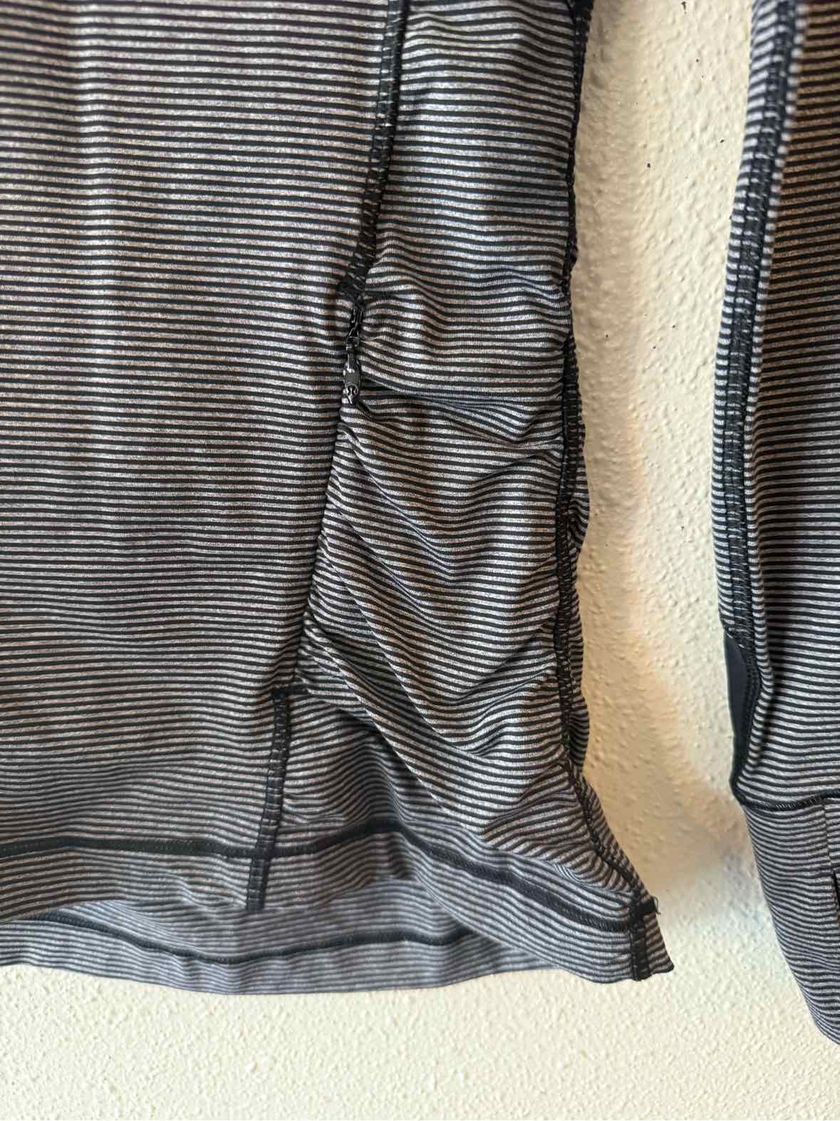 Lululemon Grey and Black Size 4 Jacket
