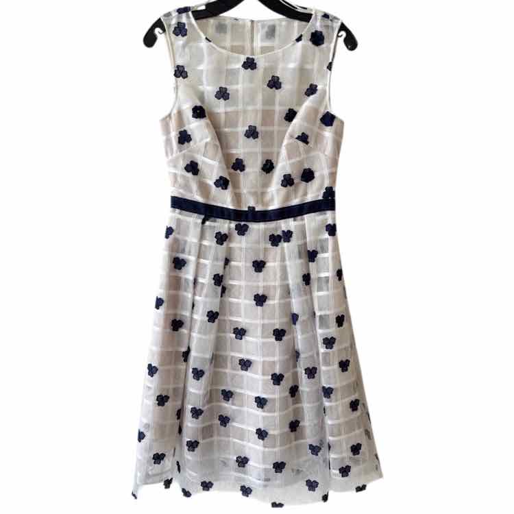 Kay Unger White and navy Size 2 Dress