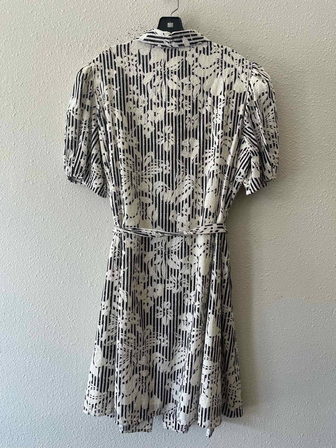 Alex Marie Off White and Black Size 18W Dress