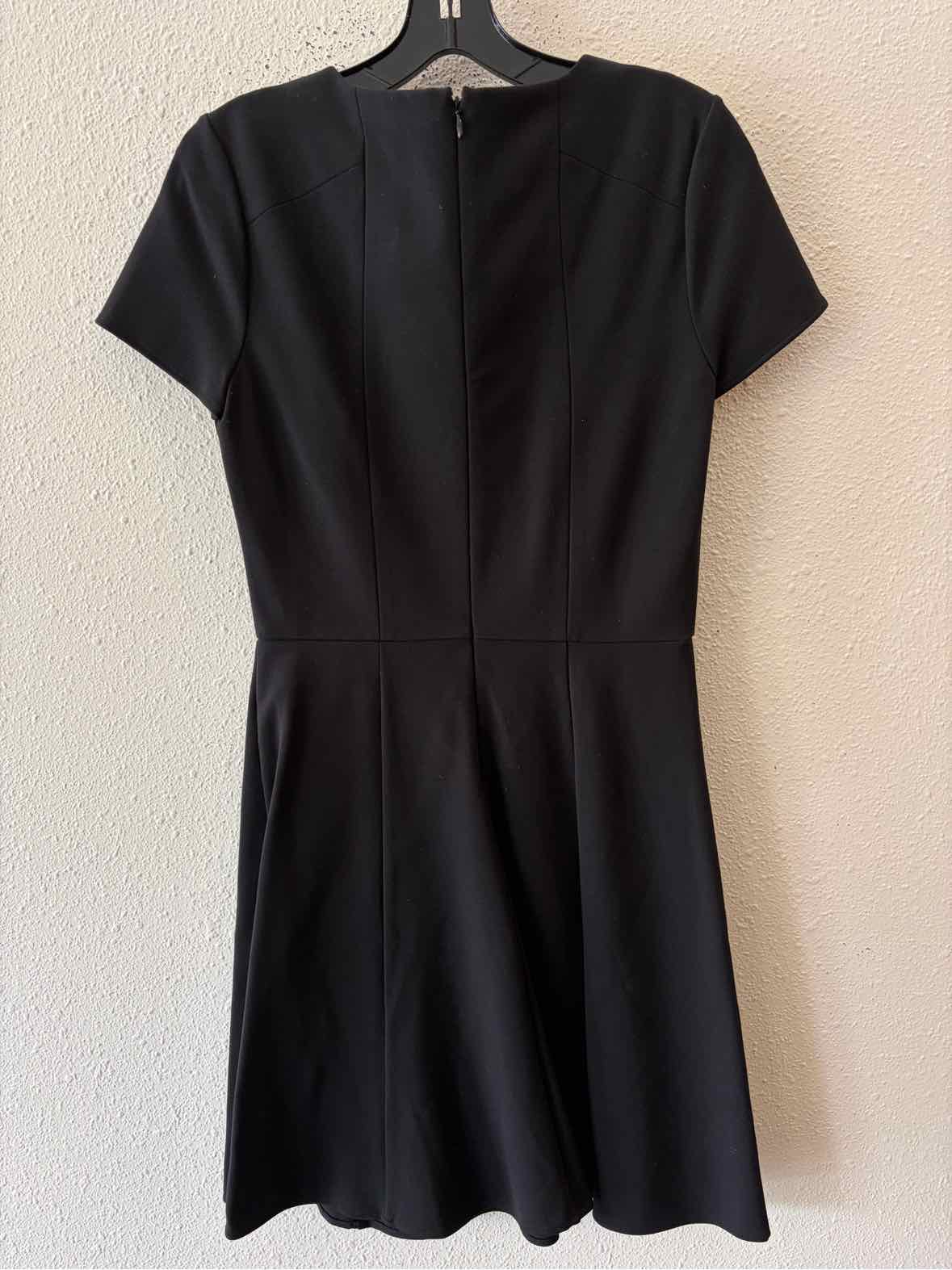Halston Black Size 6 Dress