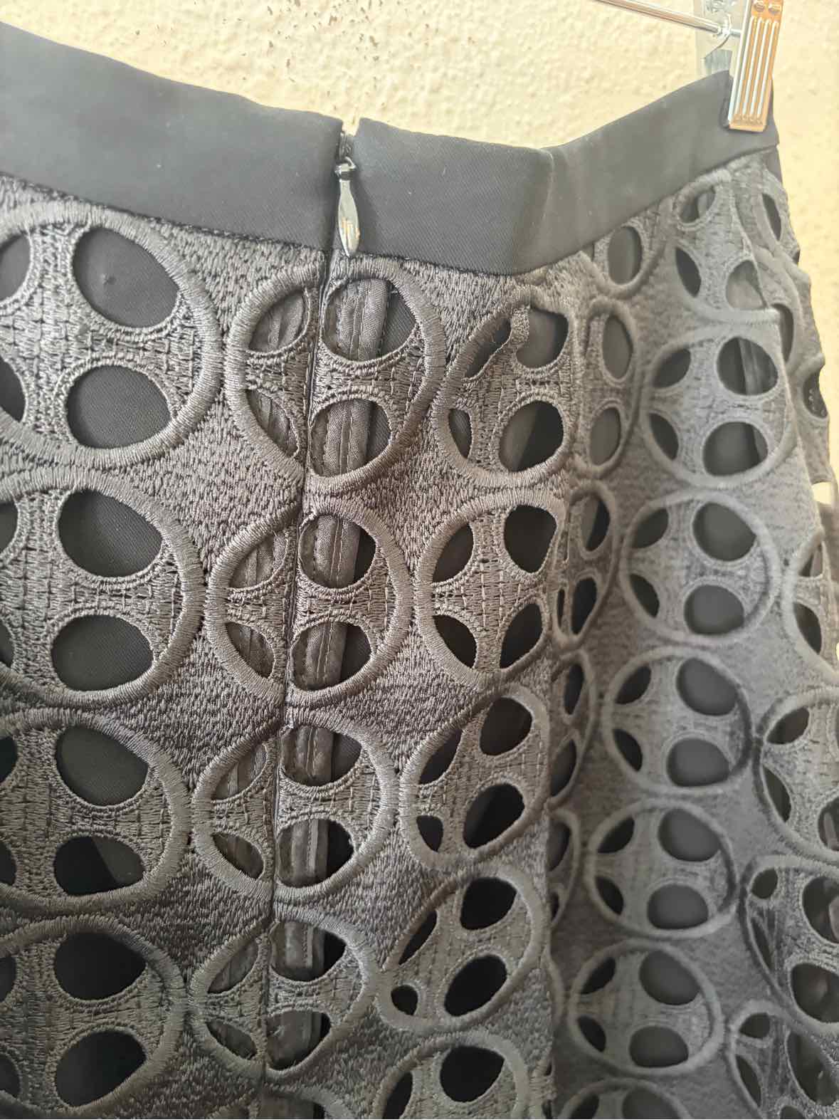 A-K-R-I-S Black Size 4 Skirt