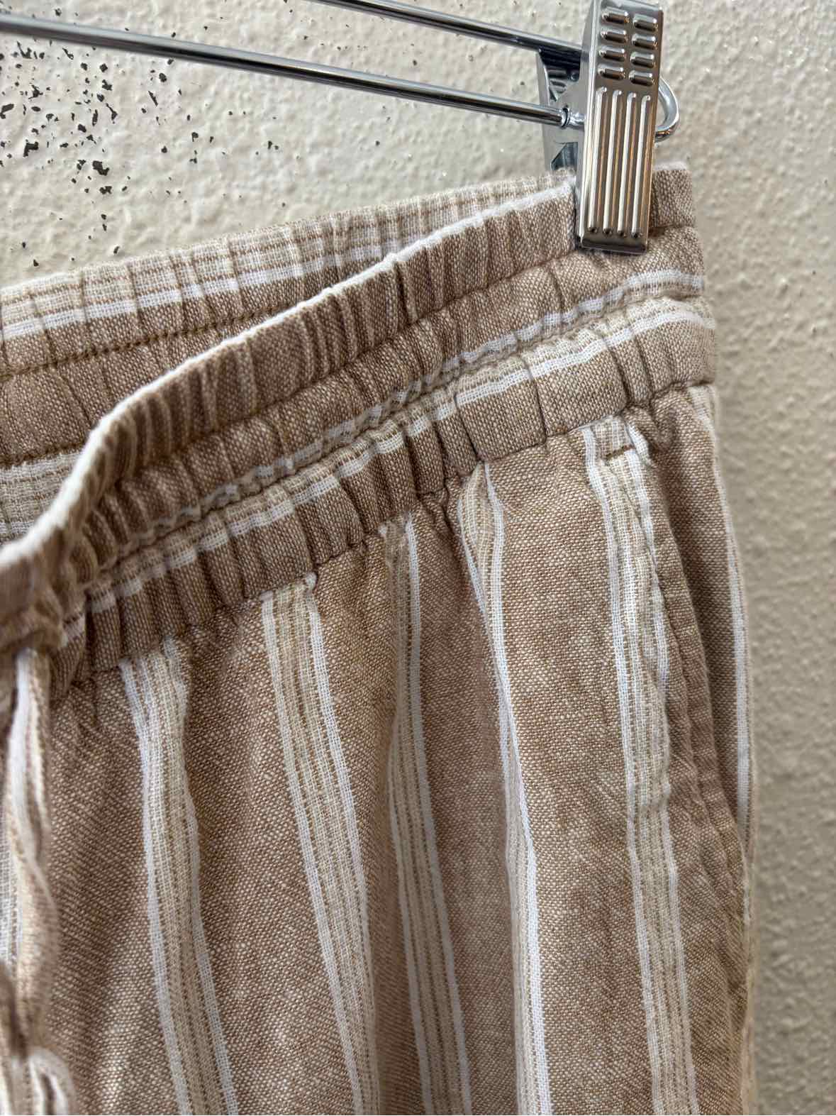 Banana Rep. Factory Beige and White Size XS Pants
