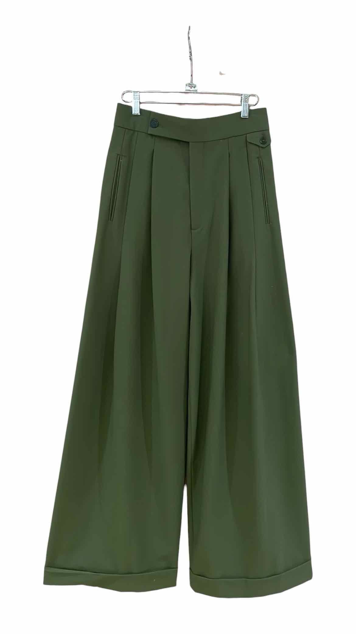 Closed Army Green Size 26 Pants