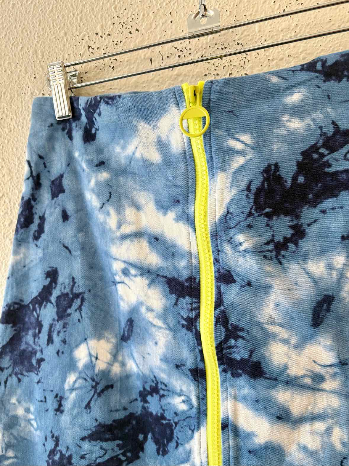 know.one.cares Blue Multi Size M Skirt