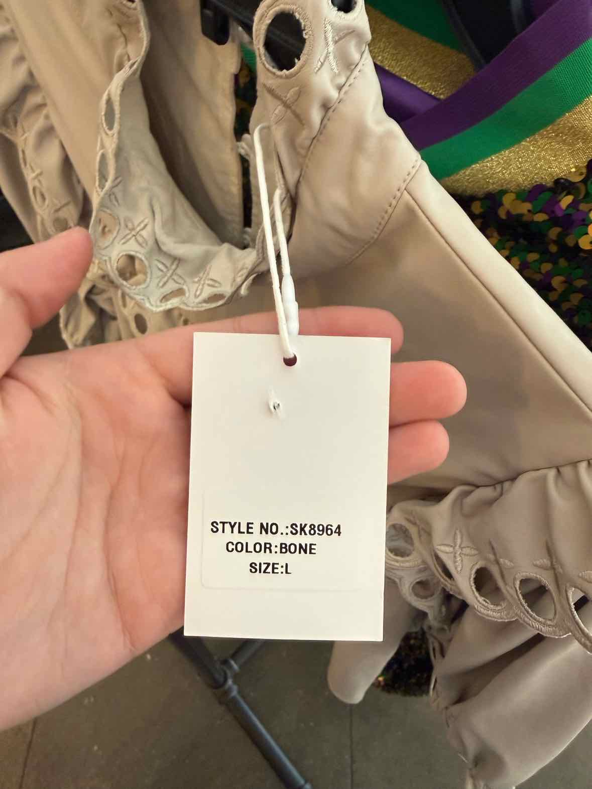 stellah Greige Size L Shirt