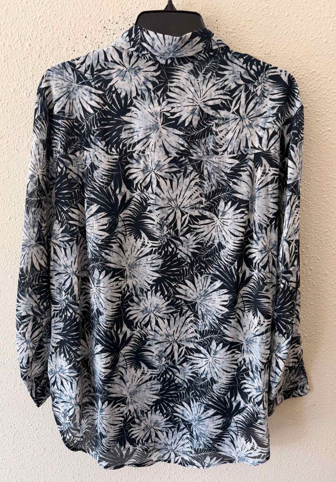 Michael Michael Kors Navy and light blue Size M Shirt