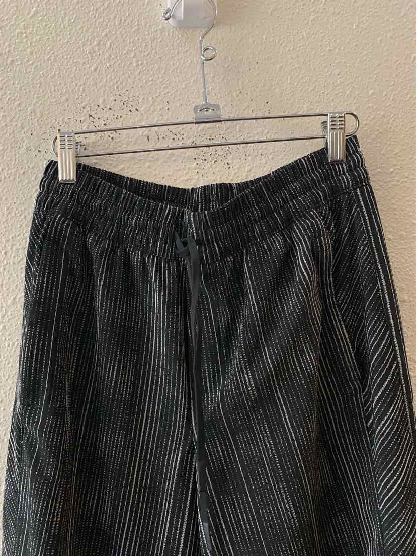 Athleta Black and white Size 2 Pants