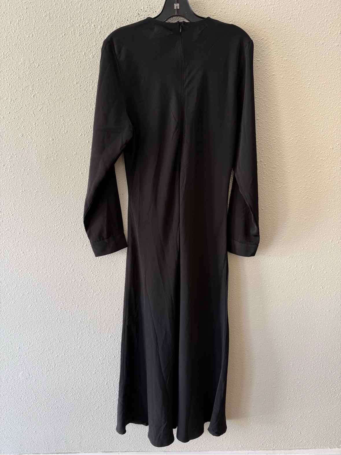 NOVELLA Black Size L Dress