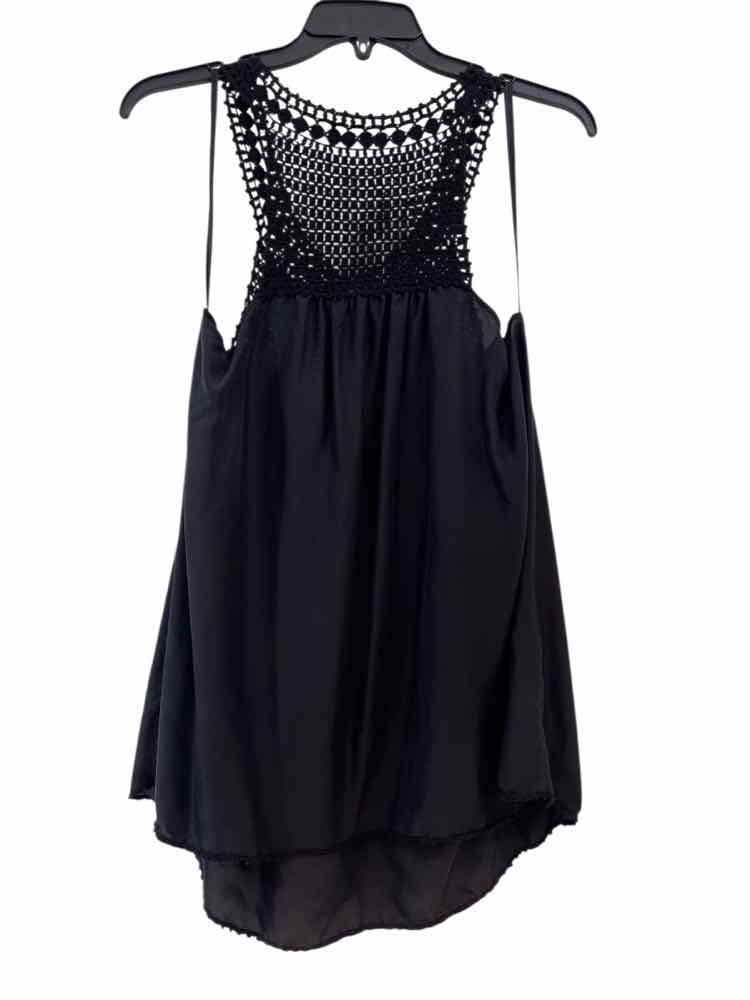 BCBGMax Azria Black Size L Shirt