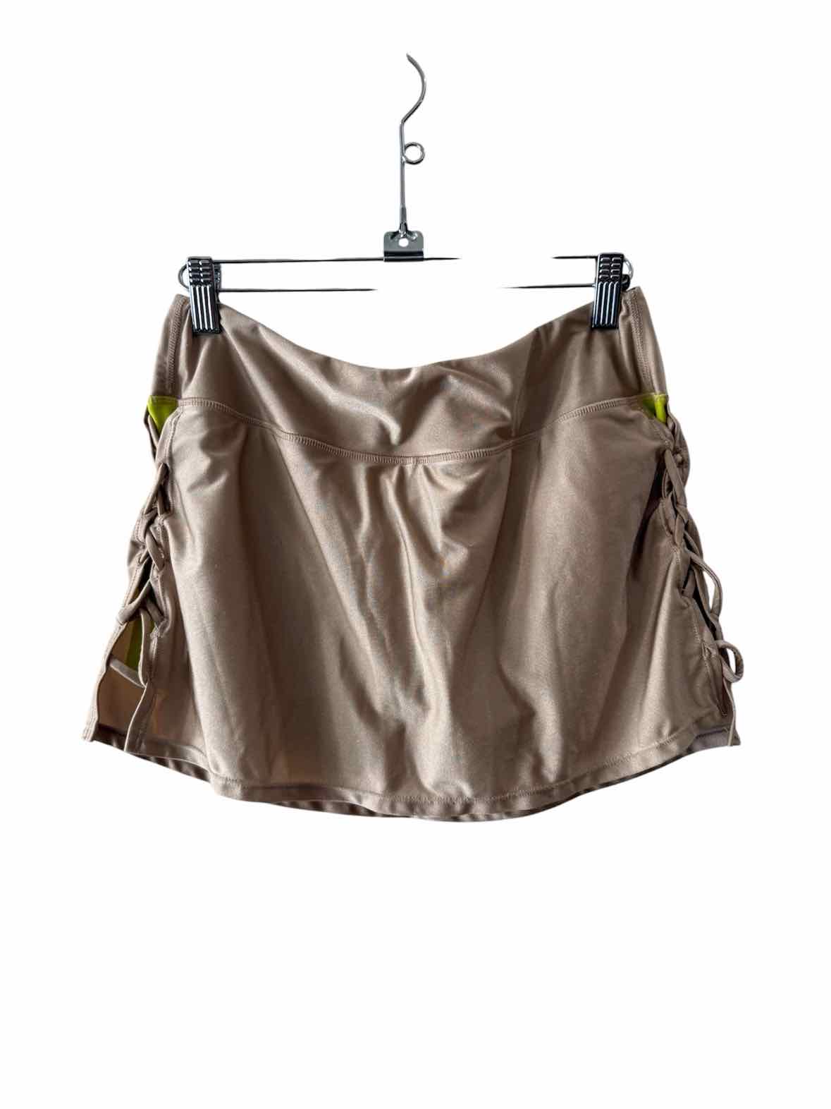 B. Passionit Gold Size M Skirt