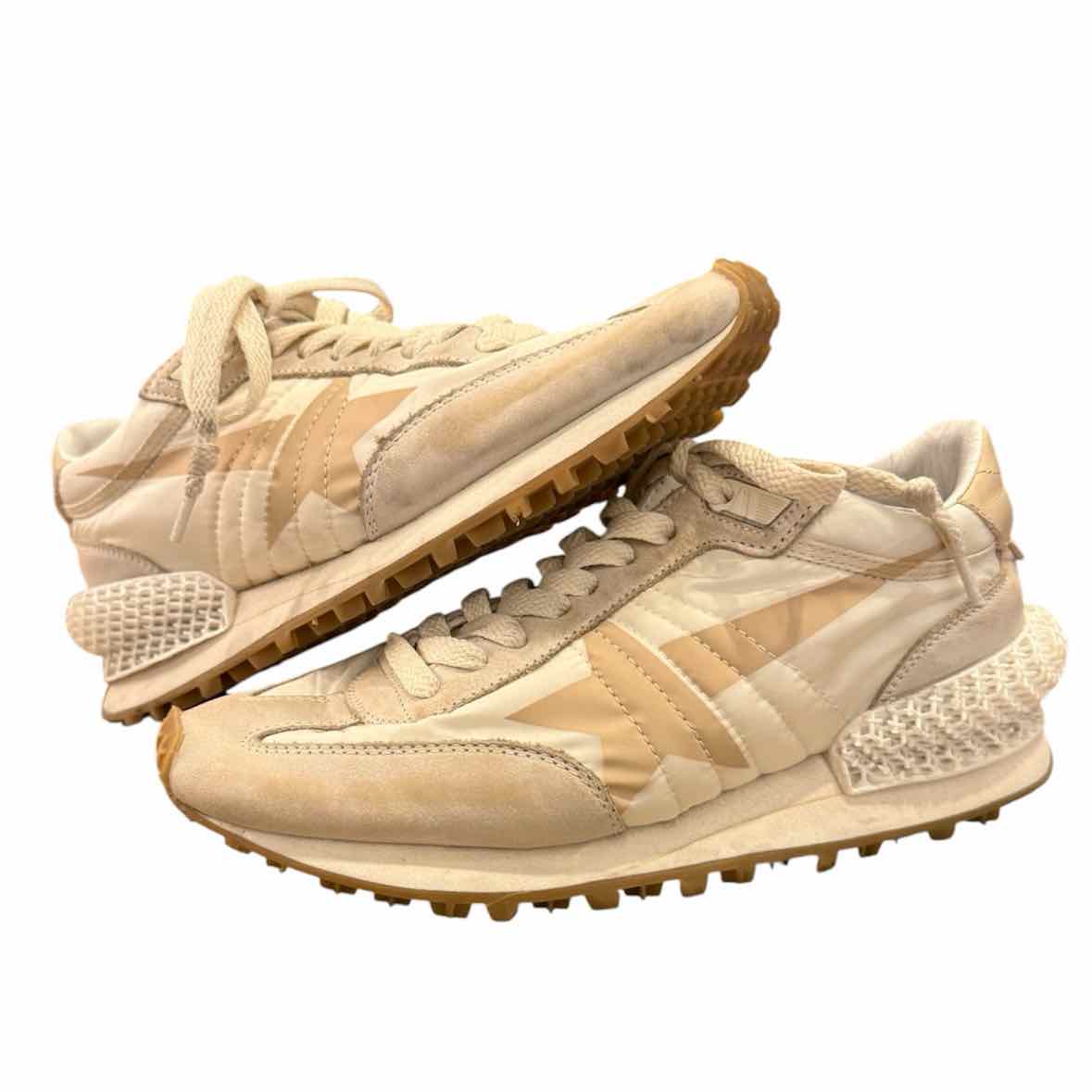 Golden Goose White and Beige Size 6 Shoes