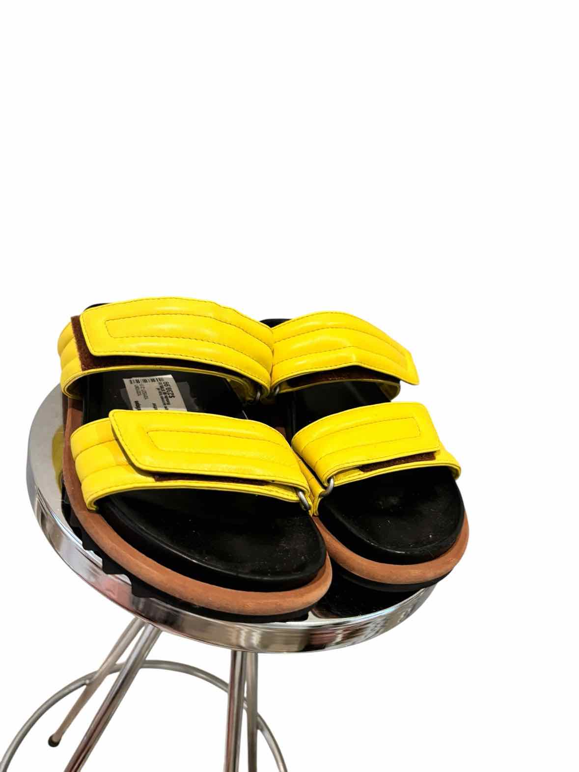 Dries Van Noten Yellow and Black Size 39 Shoes