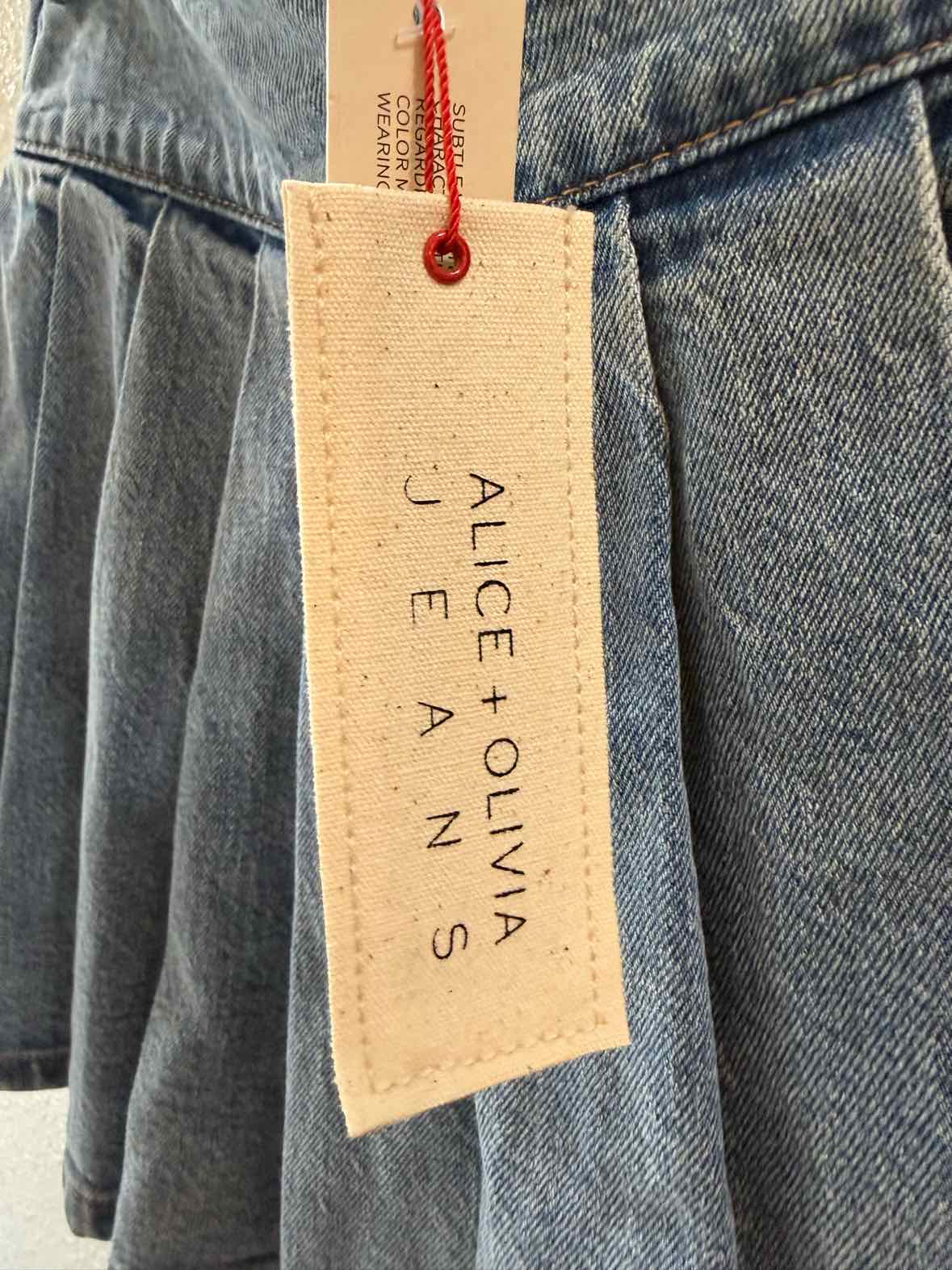 alice + olivia jeans Medium Wash Size 29 Skort