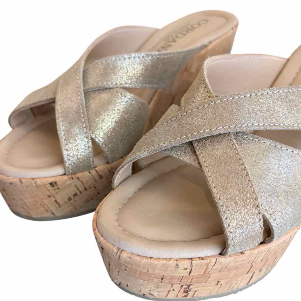 Cordani metallic gold Size 38 Shoes