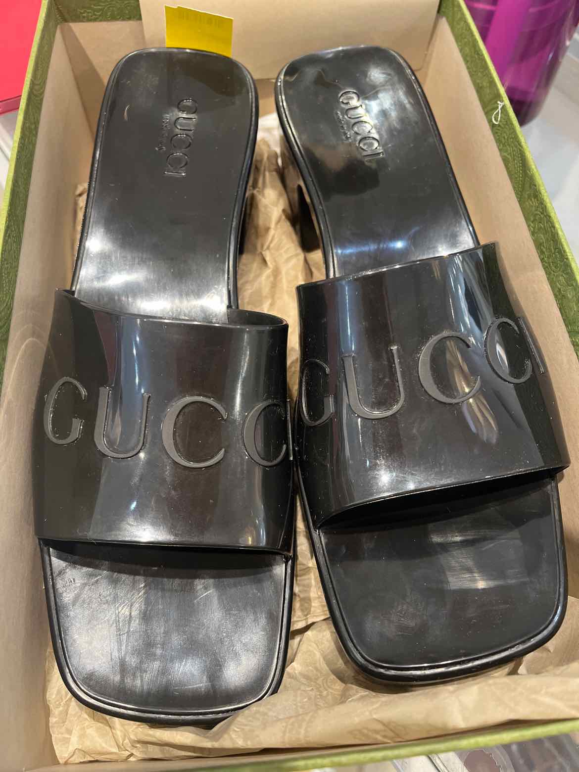 Gucci Black Size 42 Shoes