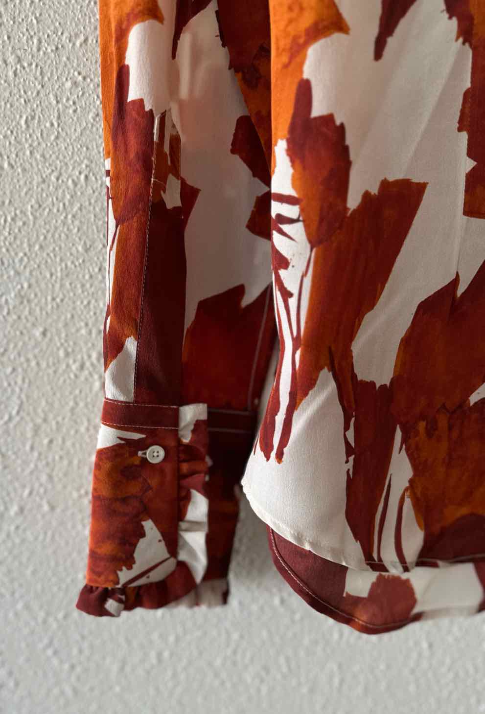 Sara Roka Ivory and Brown Size No Label Shirt