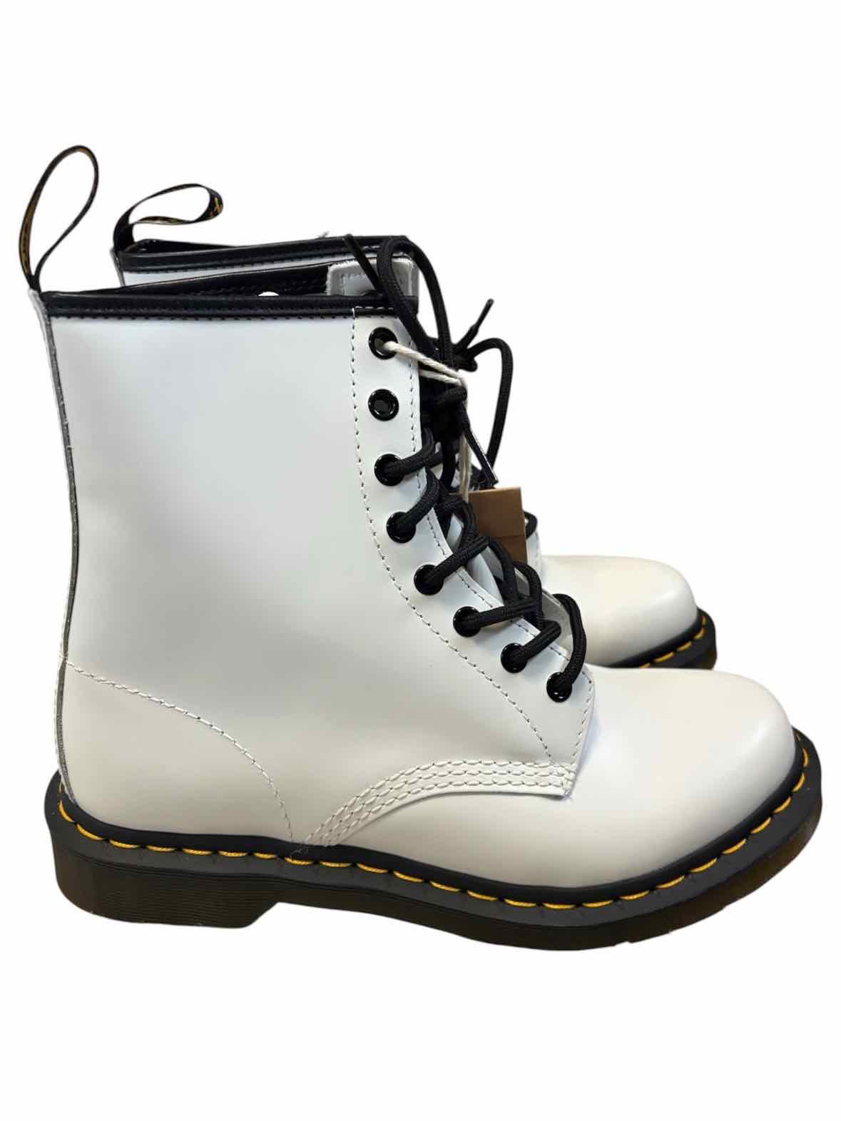 Doc Martens White Size 9 Shoes