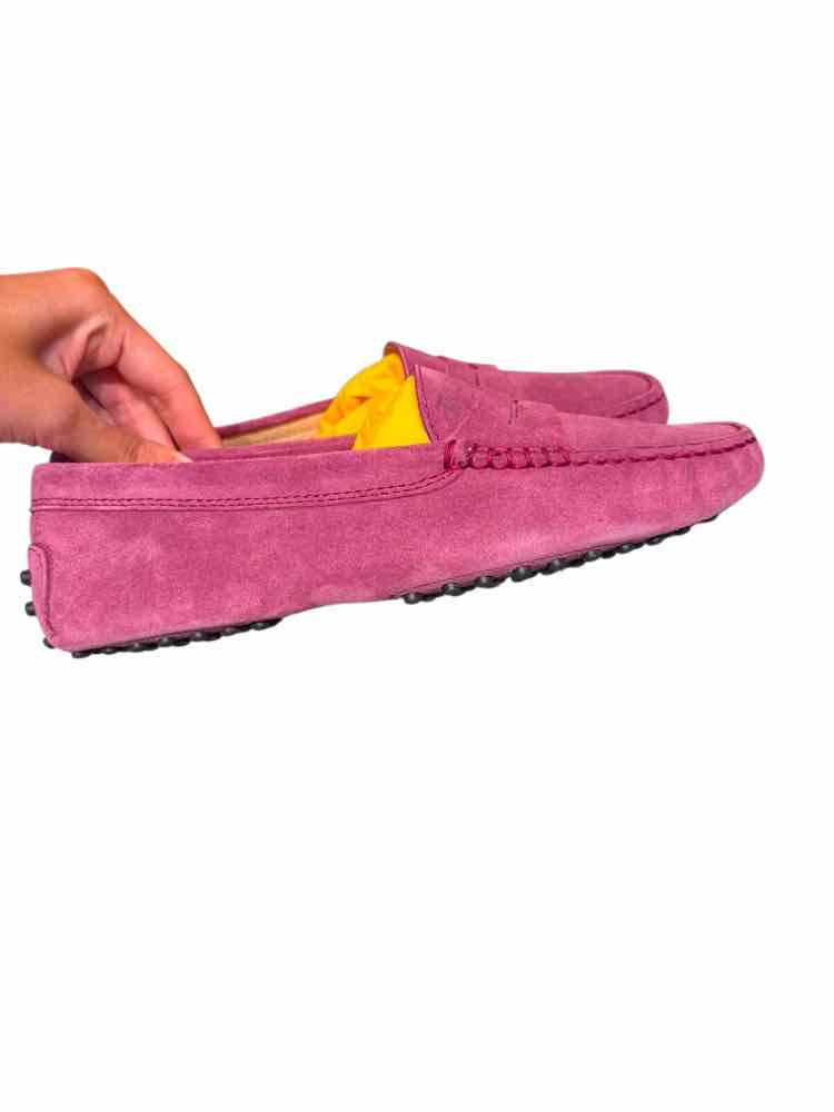 TODS Magenta Size 35 Shoes