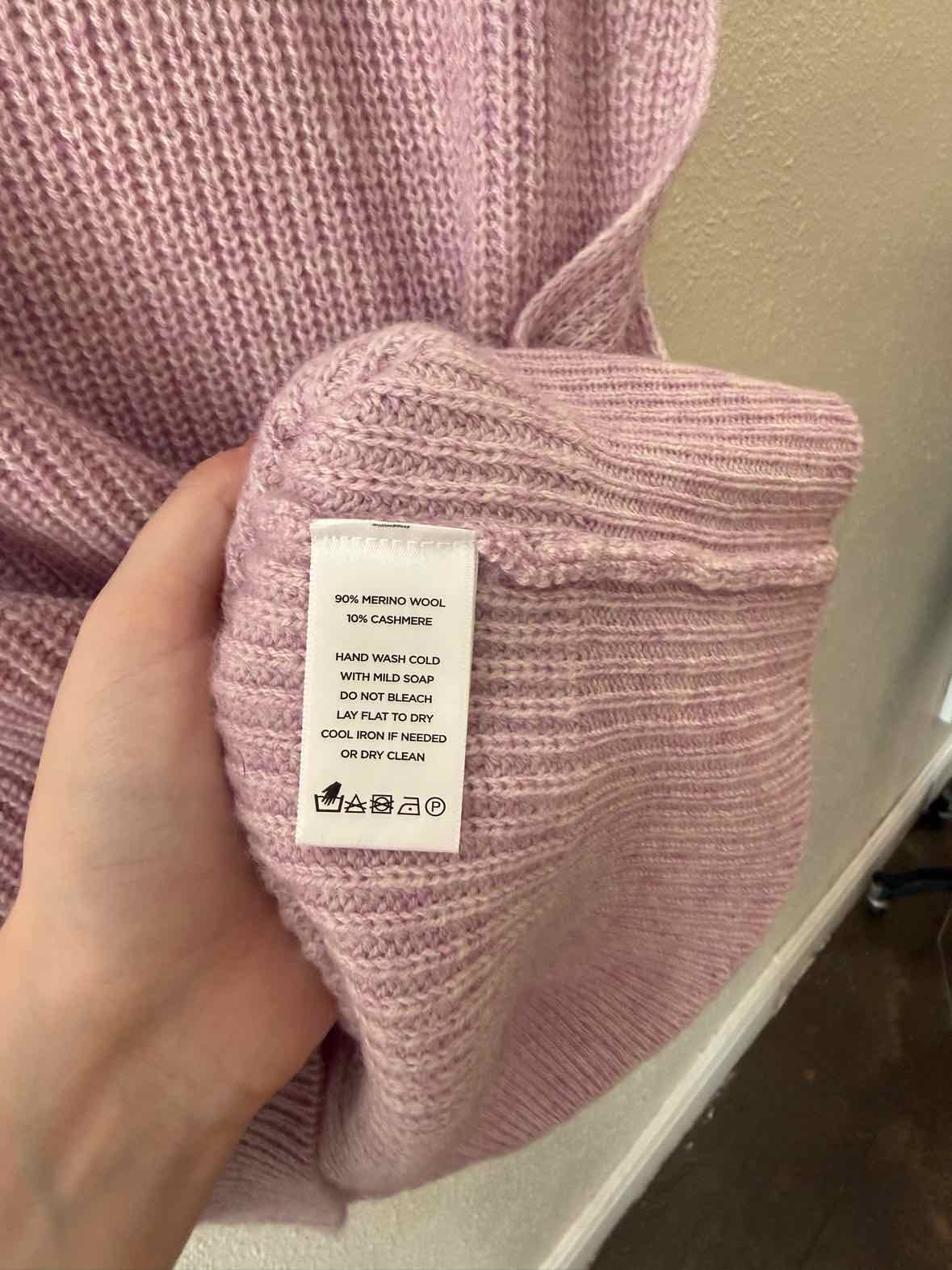 Lilla P Lilac Size M Sweater