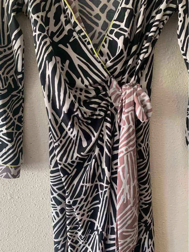 BCBG MAXAZRIA Multi Size M Dress