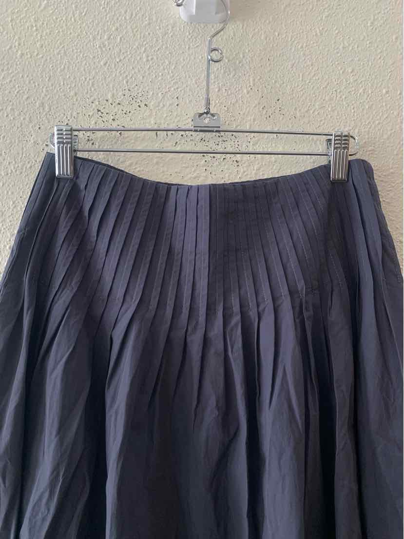 Rue Sophie Navy Size S Skirt