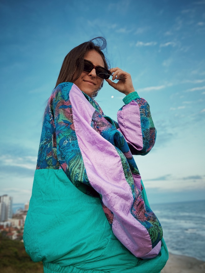 Creating Aesthetically Pleasing 90s Style Statements with Modern Fashi Swap Boutique Creating Aesthetically Pleasing 90s Style Statements with Modern Fashi Swap Boutique