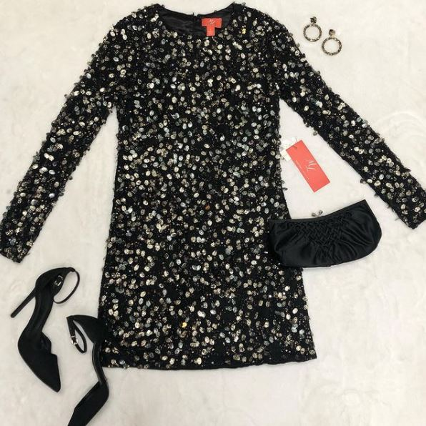 4 Simple Ways to Look Fresh in Black