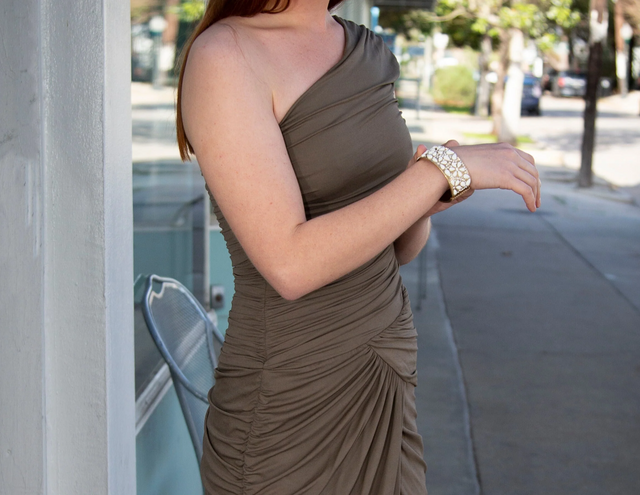 Clothing Nirvana: The Best Deals at an Online Consignment Store for Women