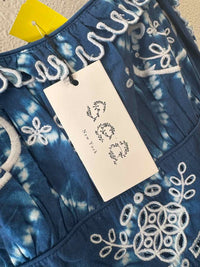 sea Blue and White Size 6 Dress