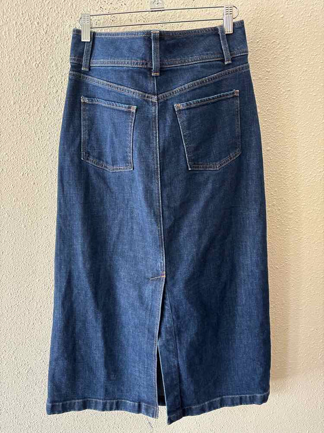 Banana Rep. Factory Dark Wash Size 6 Skirt