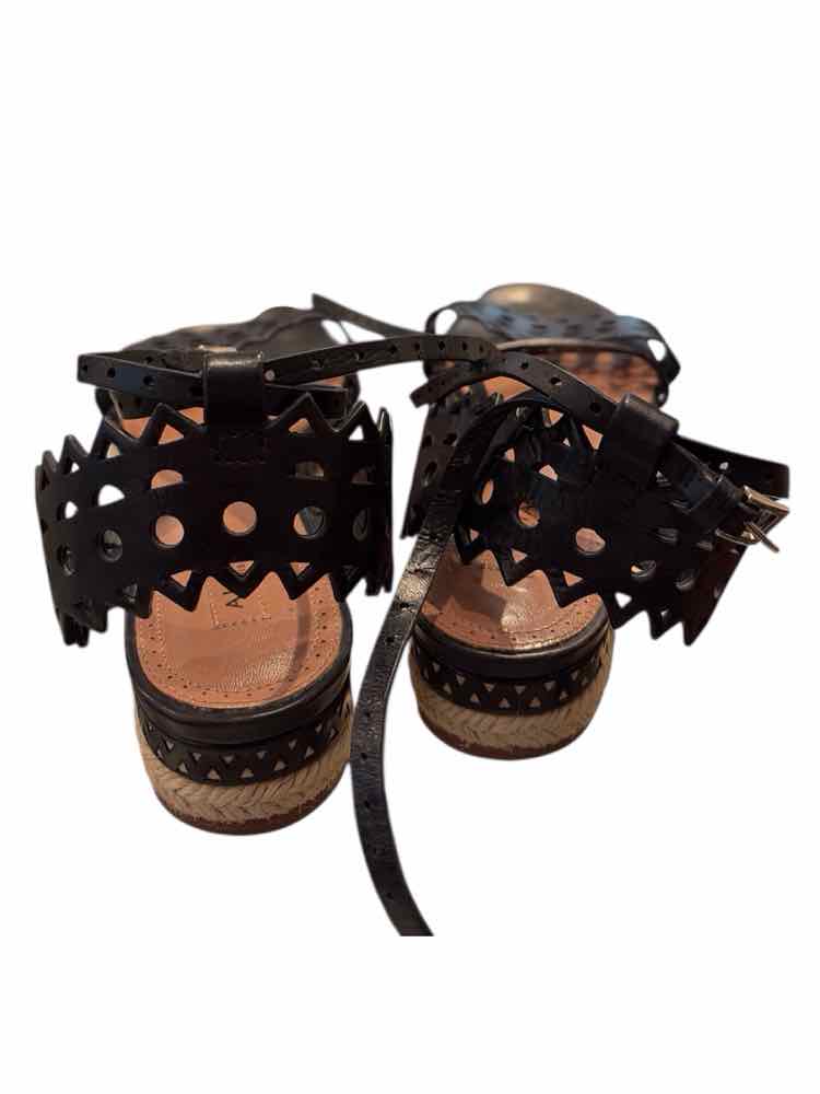 Alaia Black Size 39 Shoes