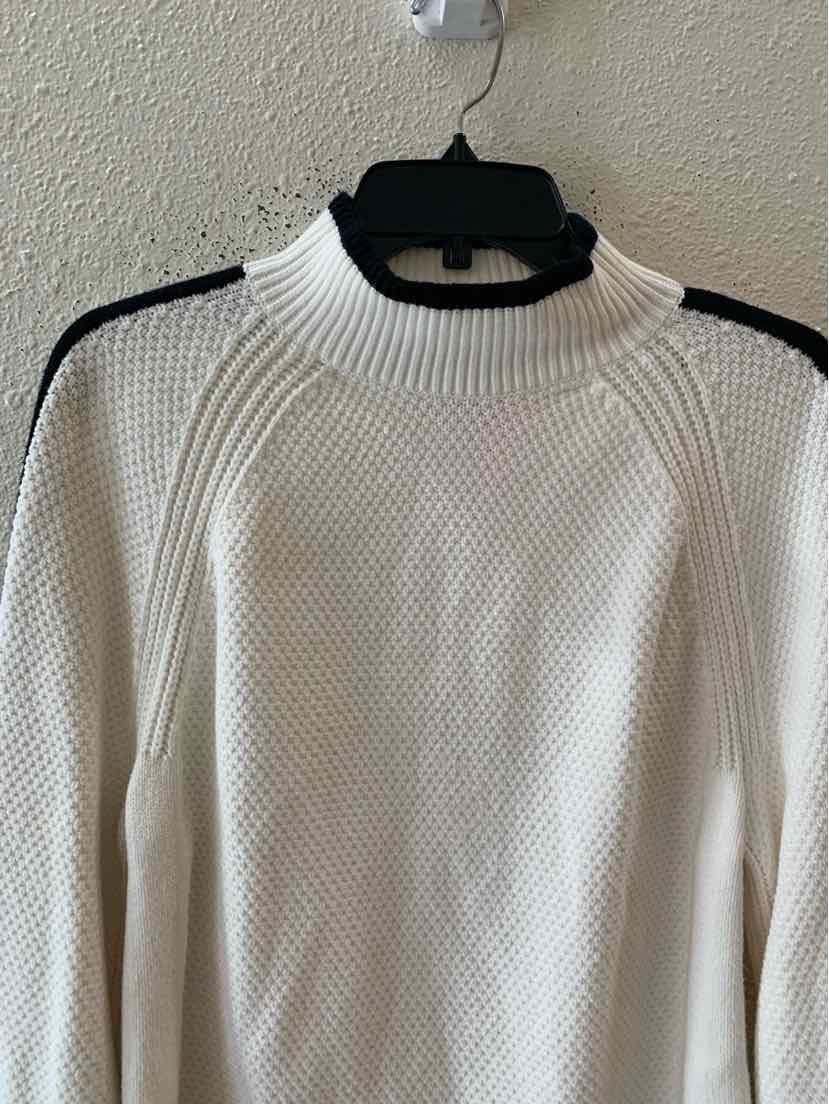 Ann Taylor White and black Size S Sweater