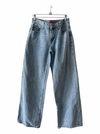 Edikted Light Wash Size S Jeans