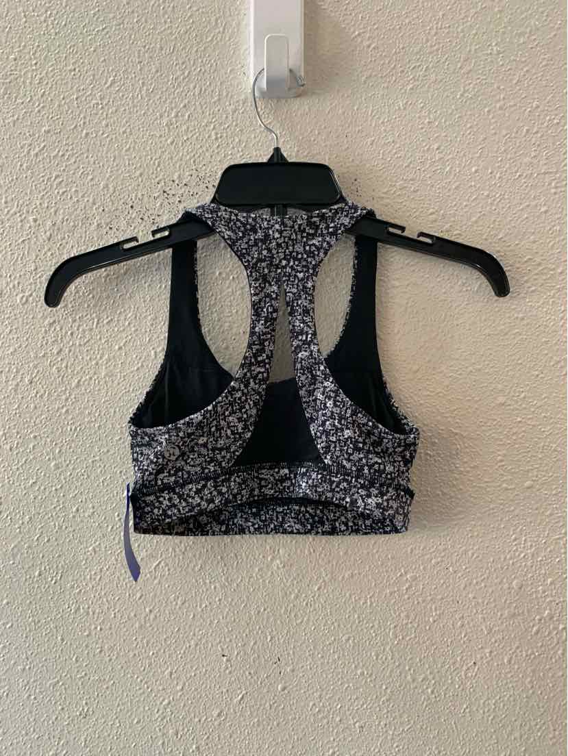 Lululemon Black and white Size 2 Sports Bra