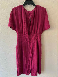 Aryessa Magenta Size 4 Dress