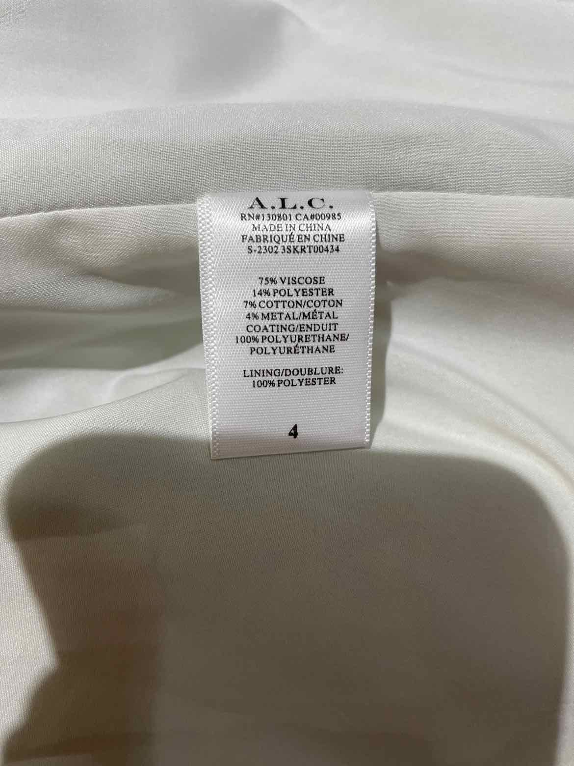 ALC Atlast Classics Light Beige Size 4 Skirt
