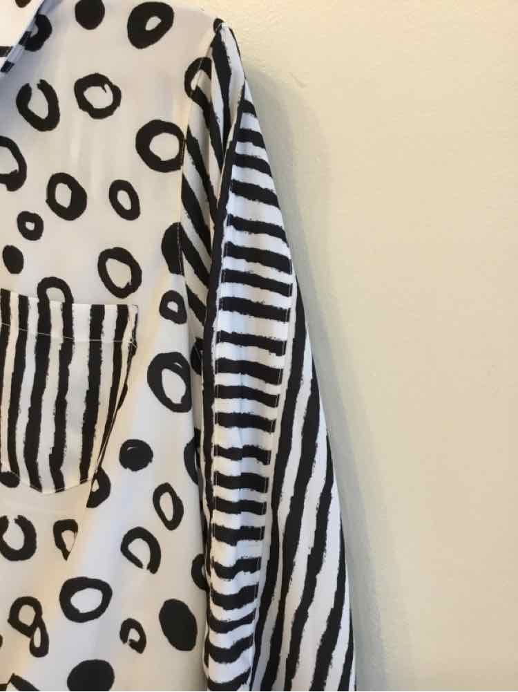 Multiples Black and white Size S Shirt